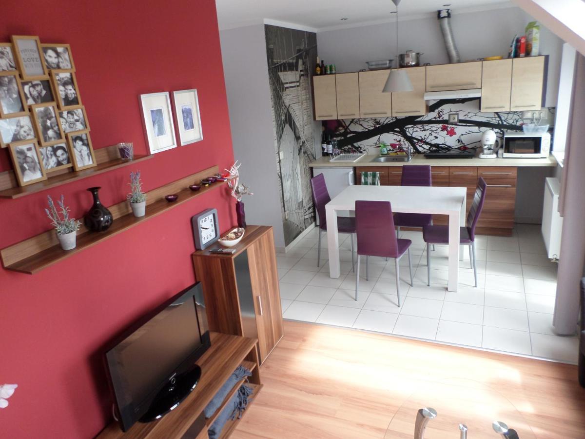 דירות Sárvár Cecilia Apartman מראה חיצוני תמונה